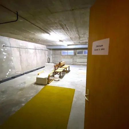 Apartament Salute 108 *