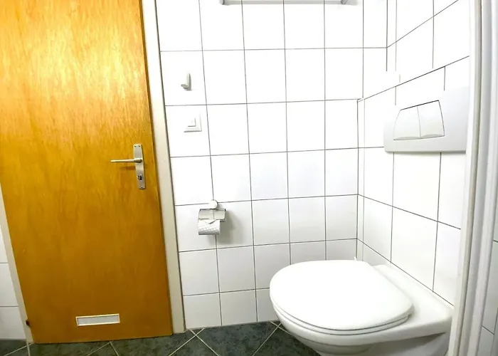 Salute 108 * לויקרבאד