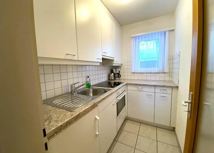 Salute 108 * לויקרבאד